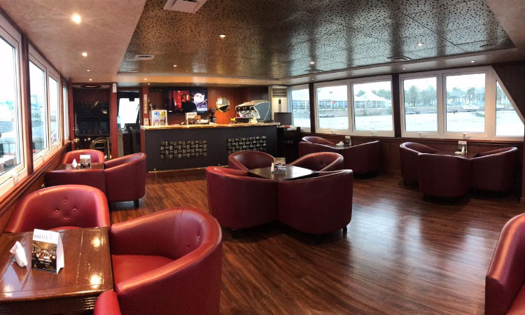 Luxury Yacht Dinner Cruise Abu Dhabi